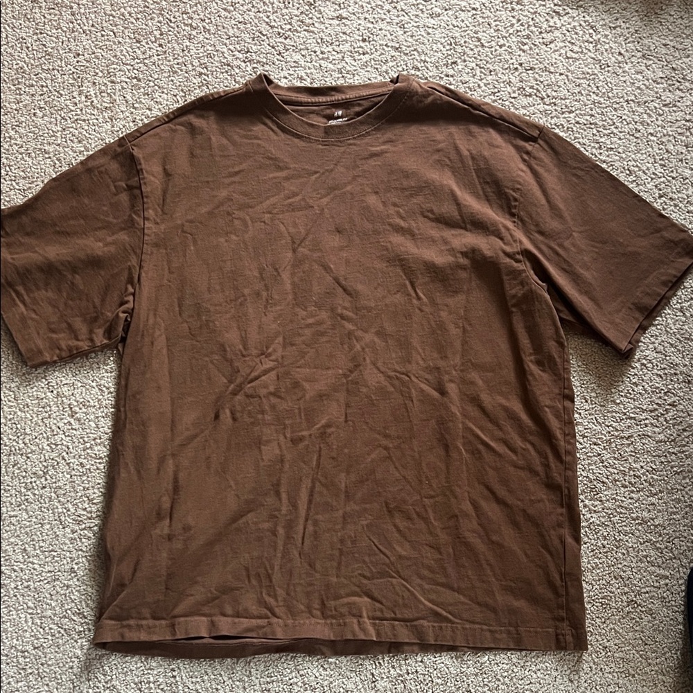 H&M Men's Chocolate Brown Short Sleeve Tee